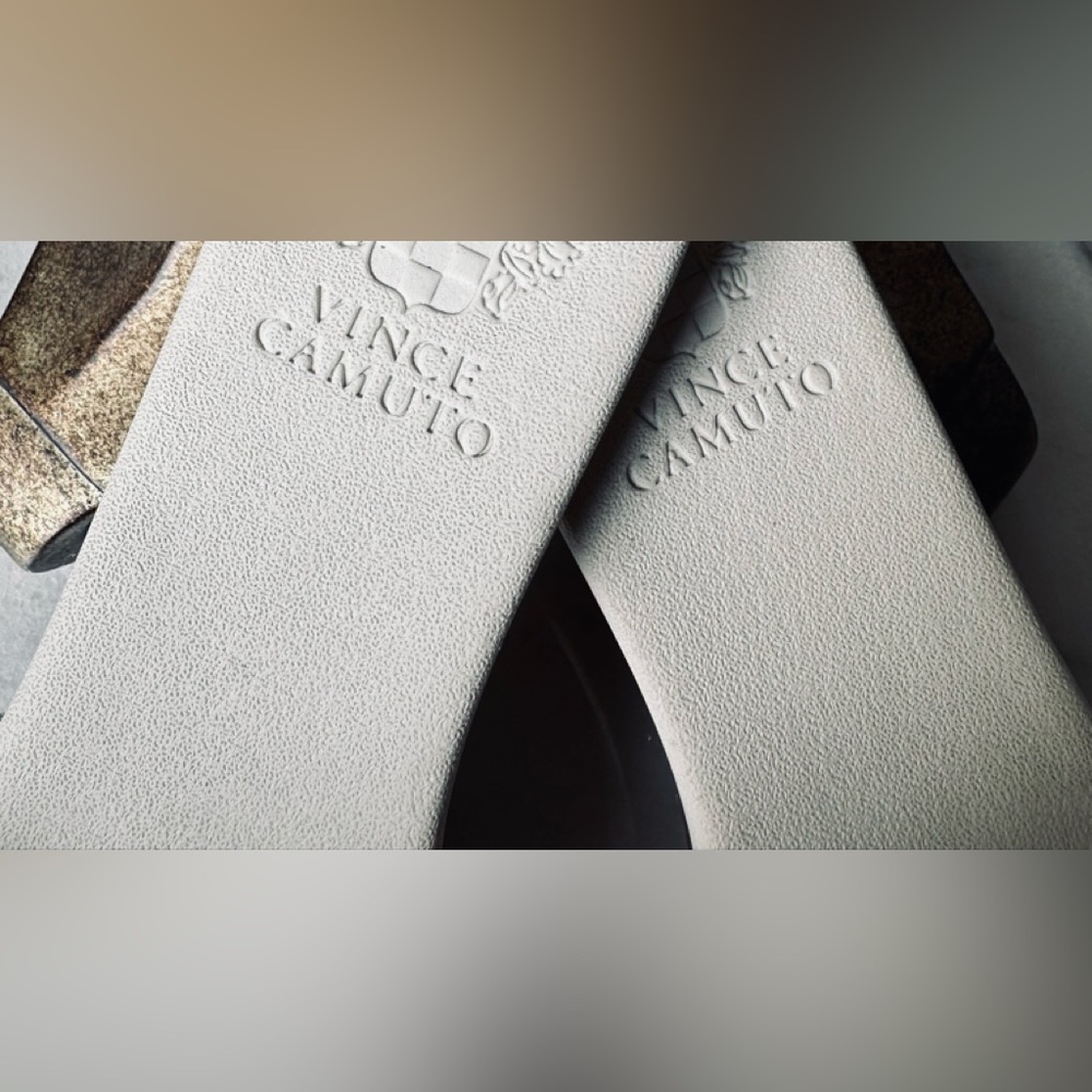 Vince Camuto Flats - Picture 2 of 3